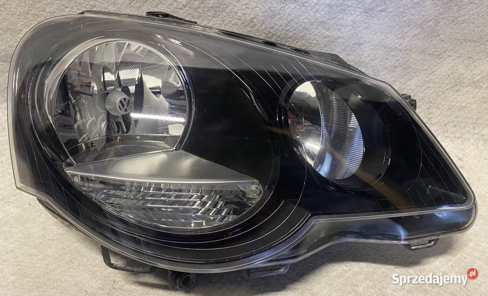 Lampa reflektor prawy przód VW Polo IV Lift sprzedam