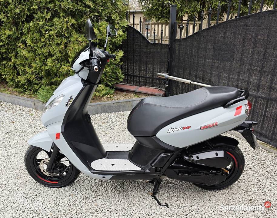 Skuter Peugeot Kisbee 50cc 2020r 3600 Wtrysk 4T 49cm3 sprzedam