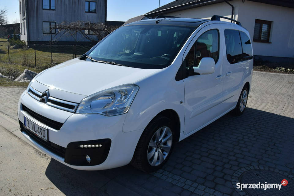 Citroen Berlingo 16 HDI 2017r Klimatronik PDC Majdan Sieniawski sprzedam