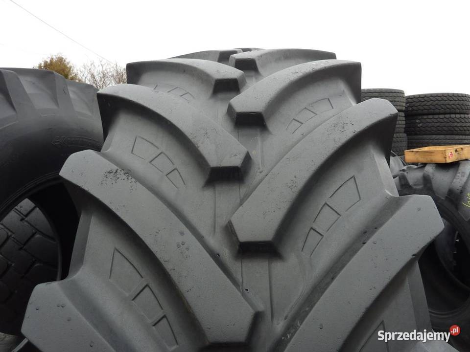 Opona używana rolnicza 62070R42 VREDESTEIN Zaścianki