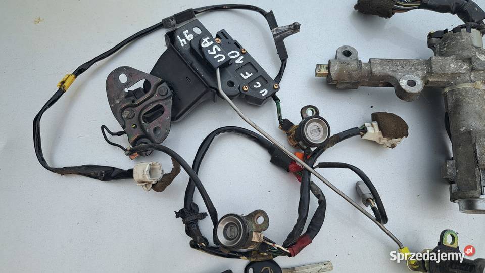 Stacyjka kluczyki wkładki KPL Lexus LS400 UCF10 Układ elektryczny, zapłon Częstochowa