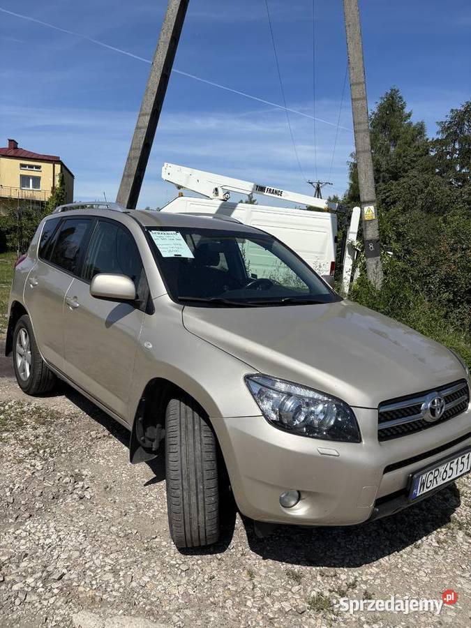 Toyota RAV4 20 benzyna 4x4 Samochody osobowe