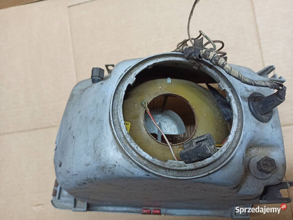 REFLEKTOR PRAWY OPEL SENATOR Lampa przód BOSCH osobowe Lampy przednie Bolesławiec