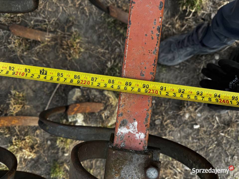 Kultywator Agregat uprawowy z wałkiem