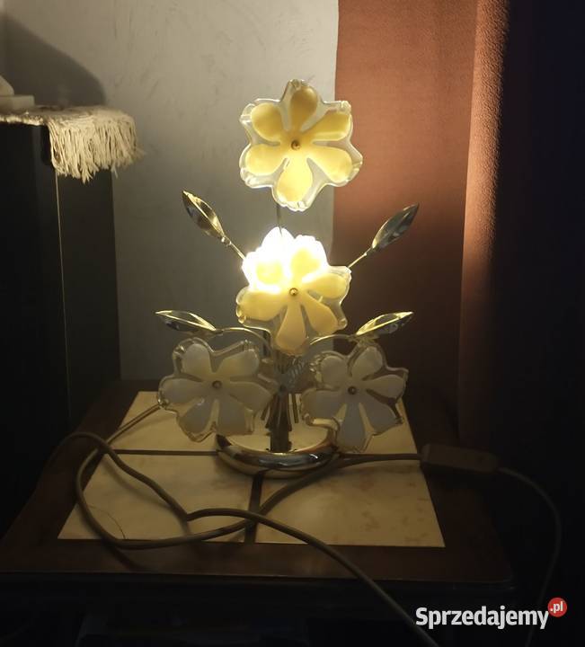 Lampka nocna z ubiegłej epoki