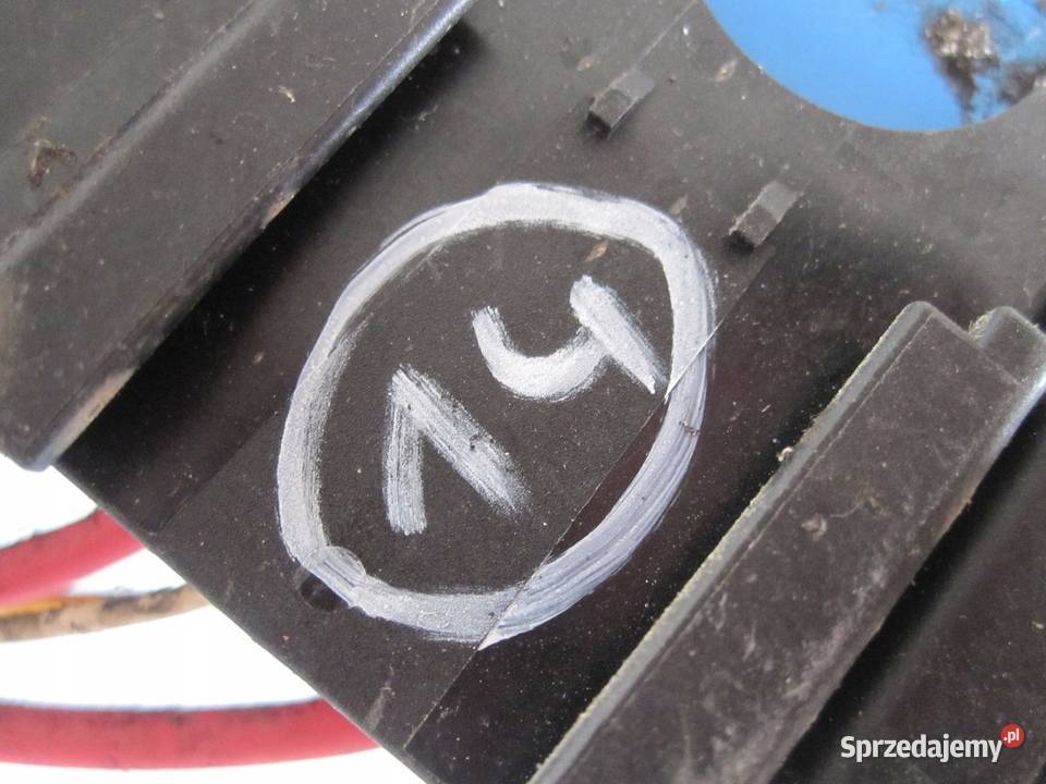 RENAULT TRAFIC III 15r skrzynka bezpieczników Skrzynki bezpieczników Kielce