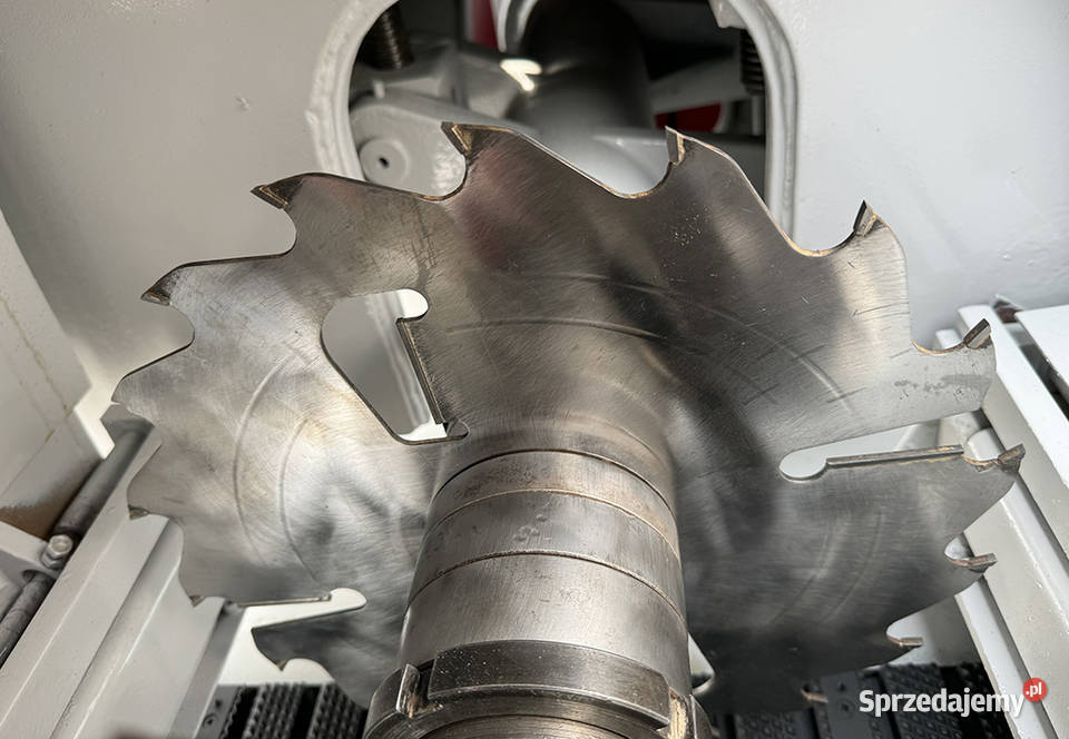 Wielopiła gąsienicowa obrzynarka z pływającą Sierakowska Huta