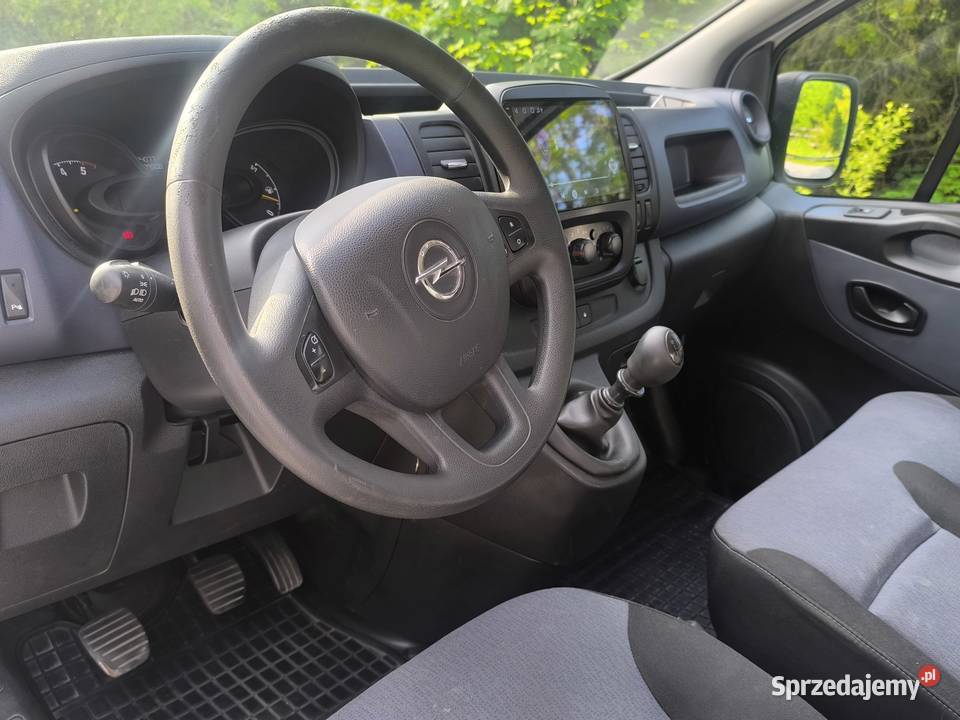 Opel Vivaro 16 long Opel Nowy Targ