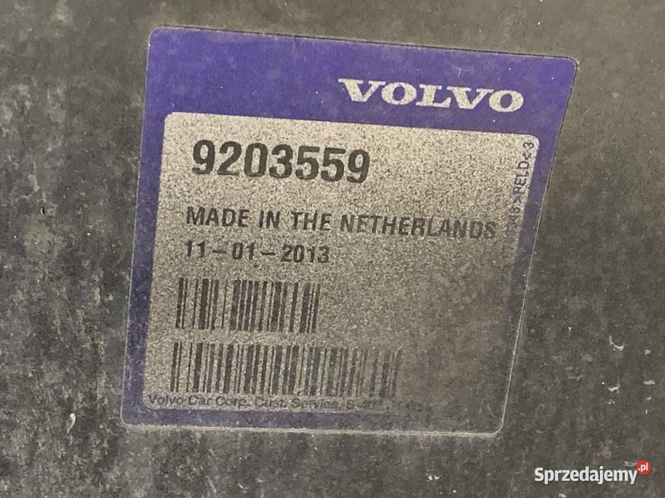 BŁOTNIK LEWY PRZÓD VOLVO V70 II Hatchback 9908 osobowe