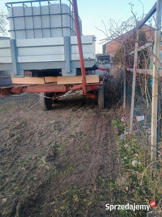 Przyczepa dłużyca do bel słomy siana śląskie Skrzydłowice sprzedam