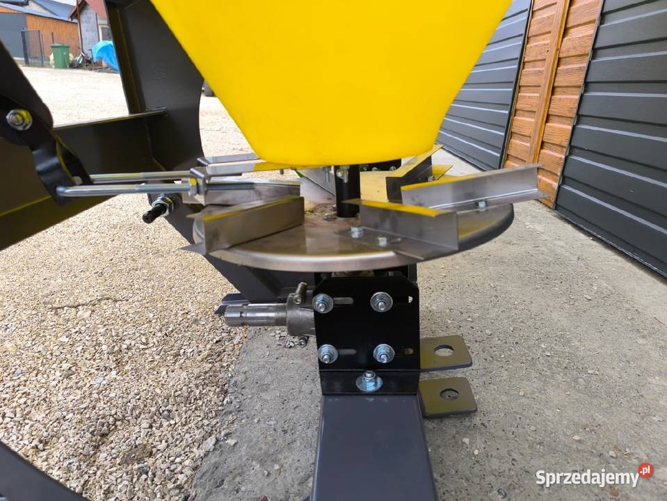 Rozsiewacz do nawozu Demarol 200500l Polski Chrzanów sprzedam