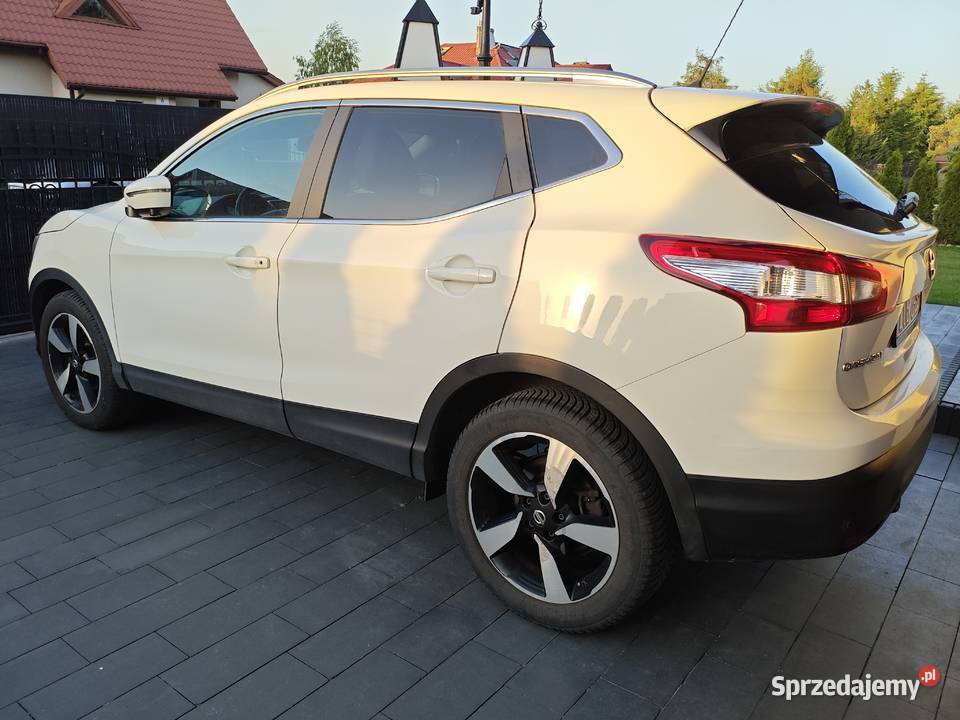 Nissan Qashqai benzyna Dominów