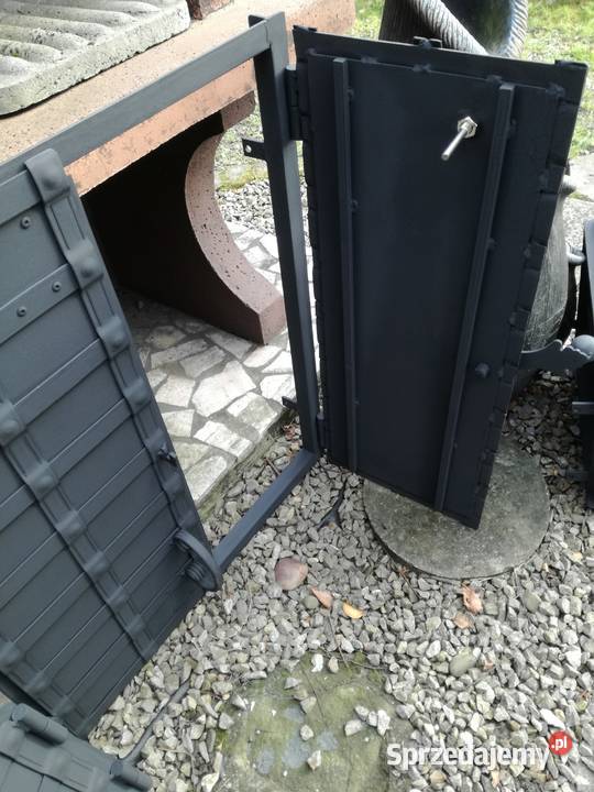 Komplet drzwiczek do wędzarni Grillowanie Góra sprzedam