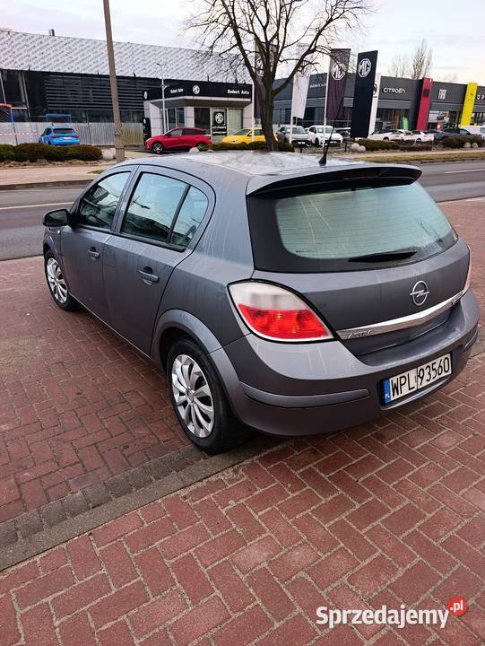 Sprzedam zadbane auto Rok produkcji 2005 mazowieckie Płock