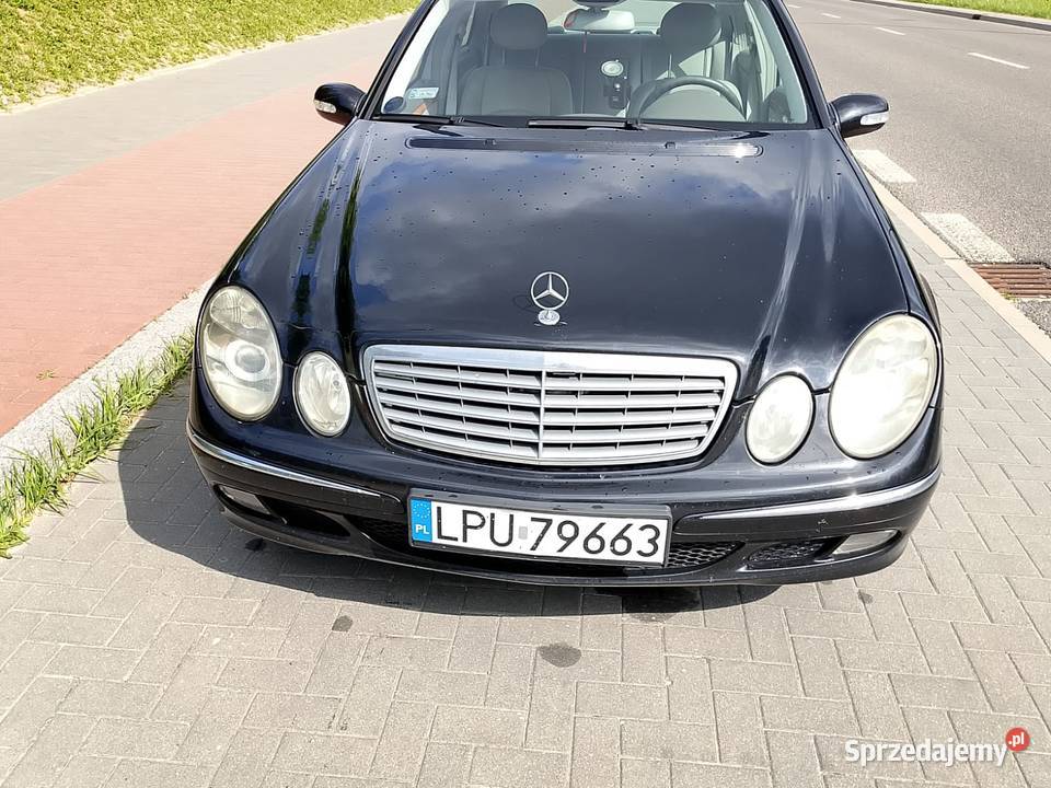 Mercedes W211