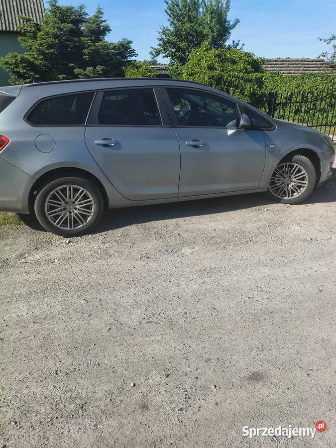 Opel Astra J LED 20CDTI 165 wielkopolskie