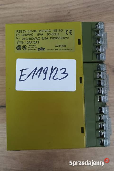 Przekaźnik bezpieczeństwa PILZ PZE5V Leśna