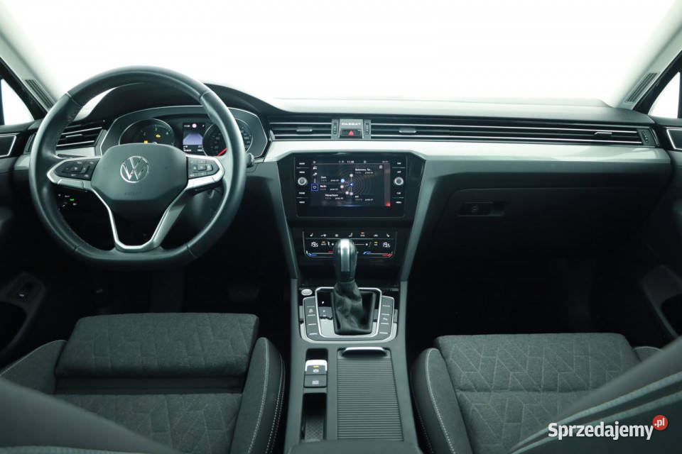 VW Passat 20 TDI asystent pasa ruchu Piaseczno