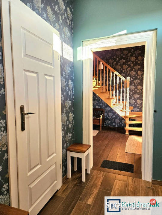 sprzedaży domu wolnostojącego Sanok 140m2 140m2 Sprzedaż sprzedam