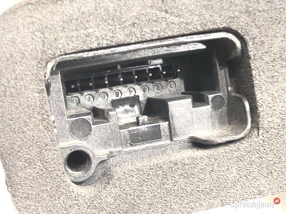 ZAMEK DRZWI PRAWY PRZÓD VW GOLF VII Hatchback sprzedam