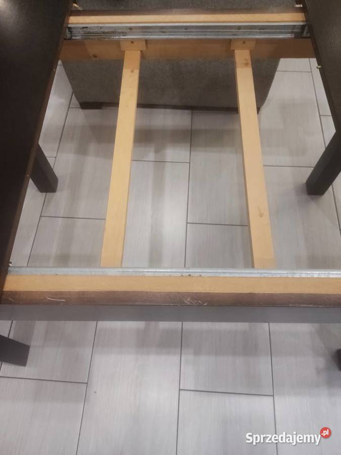 Sprzedam solidny stół drewniany rozkładany kolor Stoły Knurów