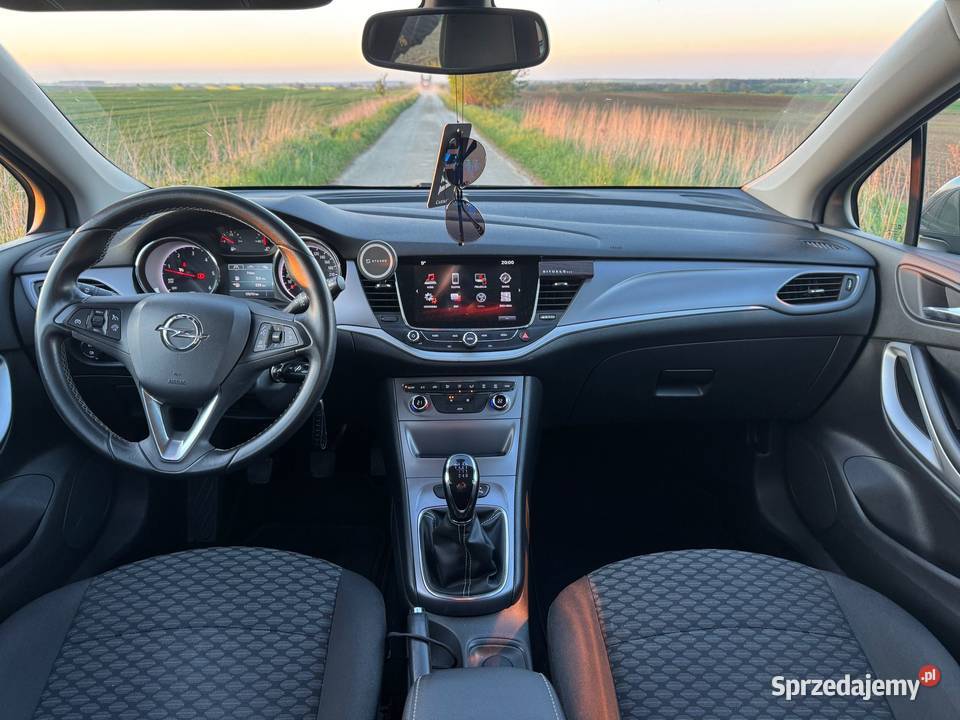 Opel Astra K 16 CDTI 2017 manualna Astra Zawiercie
