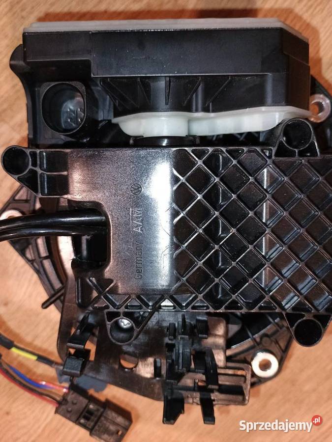 VW PASSAT B8 ARTEON KLAMKA KAMERA COFANIA Międzychód sprzedam