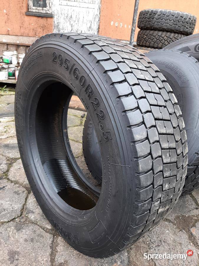 Opona używana ciężarowa 29560R225 DOUBLE STAR 22.5cale Zaścianki