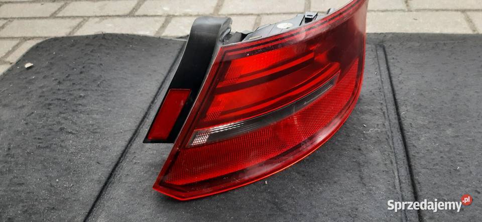 Audi A3 8V sportback lampa prawa tył 8V4945096C osobowe Kościerzyna