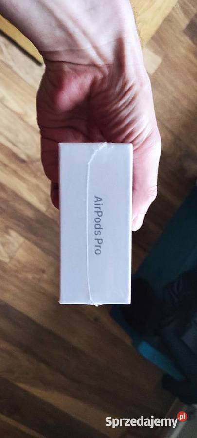 Słuchawki douszne APPLE Airpods CAŁKOWICIE NOWE Elektronika Oświęcim