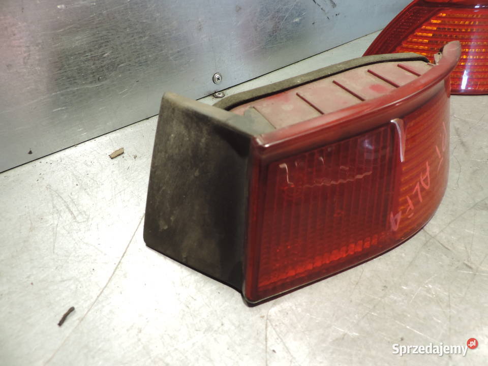 LAMPA TYLNA TYŁ PRAWA ALFA ROMEO 145 3D Nowy Sącz sprzedam