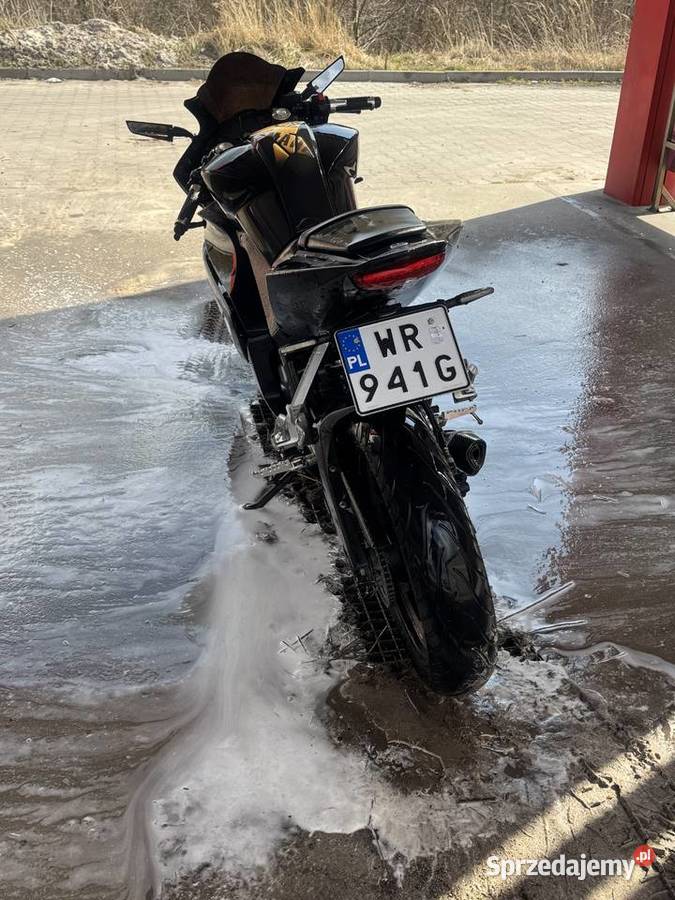 Yamaha r125 abs 2017 Rok produkcji 2017 Łączna sprzedam