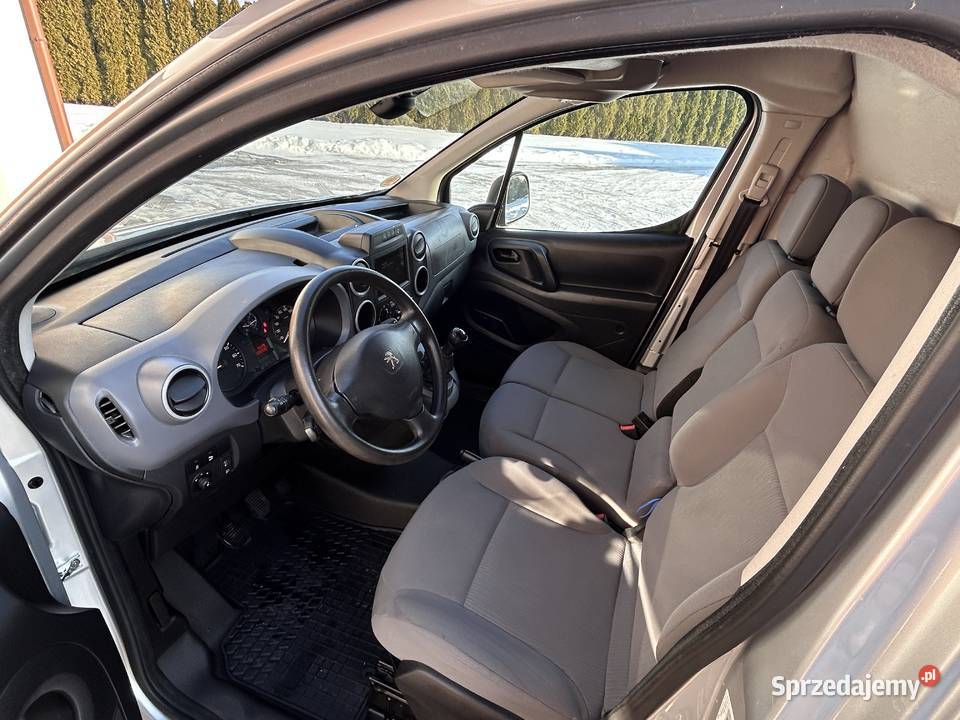 Peugeot Partner 2016r LONG 16D 8V Navi Klima