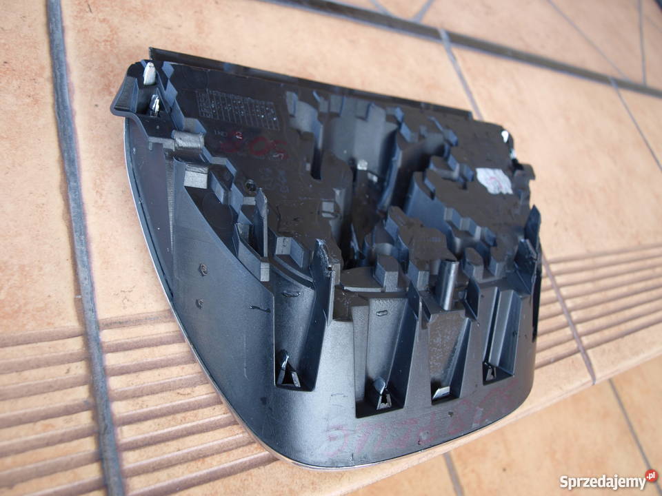 Peugeot 308 znaczek emblemat w zderzak 2007 Kalisz