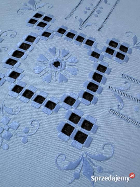 obrus okrągły haftowany rękodzieło śląskie Zabrze