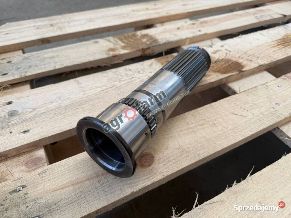 Wałek skrzyni biegów Holland T7220 T7235 Byków