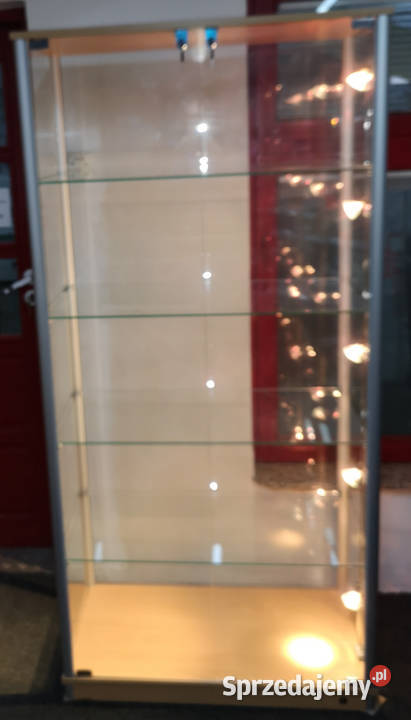 Gablota szklana z oświetleniem bocznym Łódź