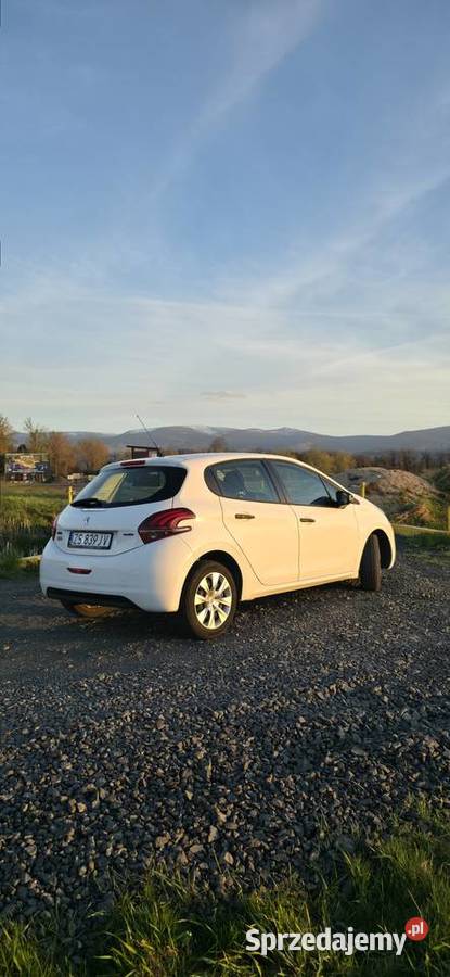 Peugeot 208 Jelenia Góra