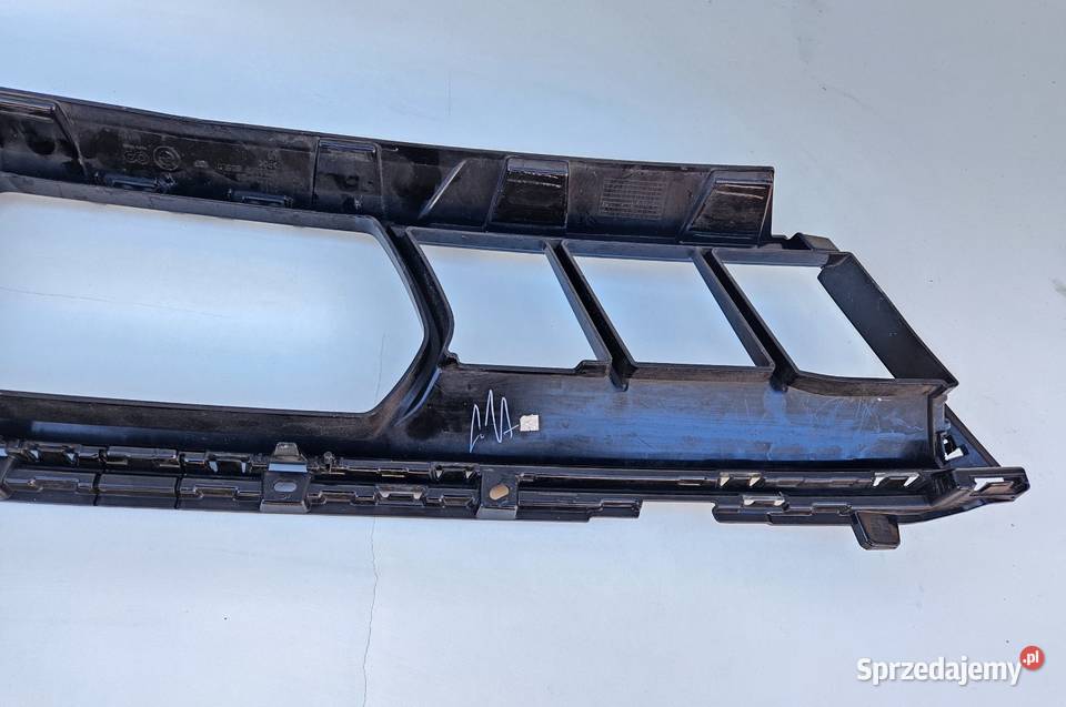 BMW X5 G05 LIFT MPAKIET KRATKA ŚRODKOWA ZDERZAKA Międzychód