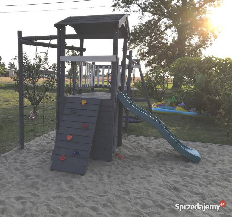 Plac zabaw dzieci huśtawka piaskownia ścianka Kawnice