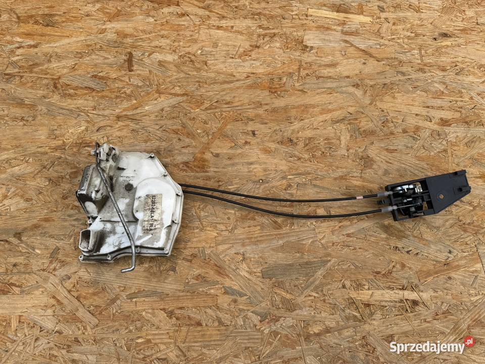Zamek drzwi przód lewy LH Suzuki swift mk7 1017 Międzychód