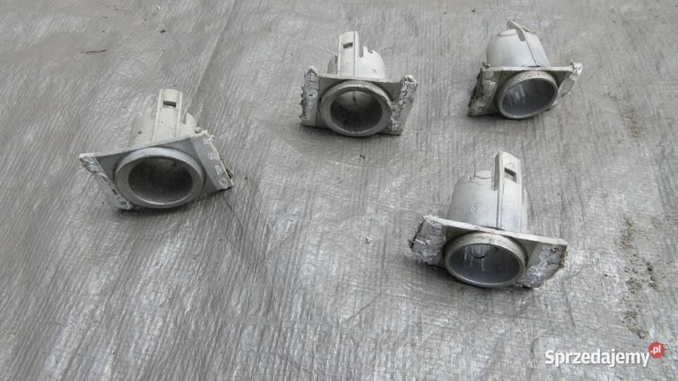 MERCEDES AKLASA W169 UCHWYT KOSZYK PDC MOCOWANIE