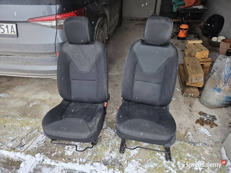 Fotel prawy lewy siedzenie Clio IV Klonówek sprzedam