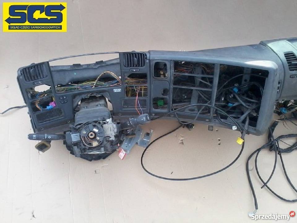 SCANIA R KONSOLA DESKA ROZDZIELCZA NA CZĘŚCI Wyposażenie wnętrza sprzedam