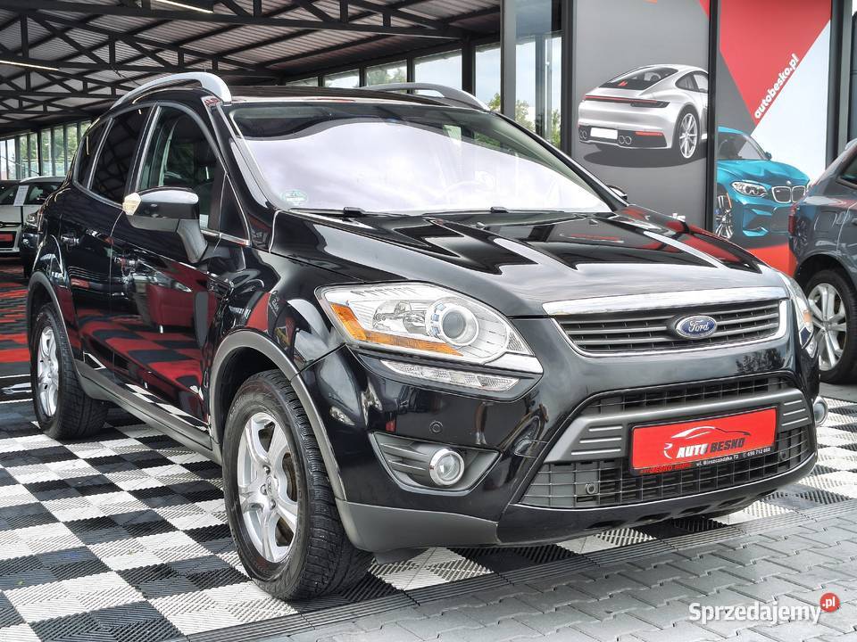Ford Kuga TITANIUM Napęd 4x4 Mały przebieg Super komputer pokładowy Zarszyn