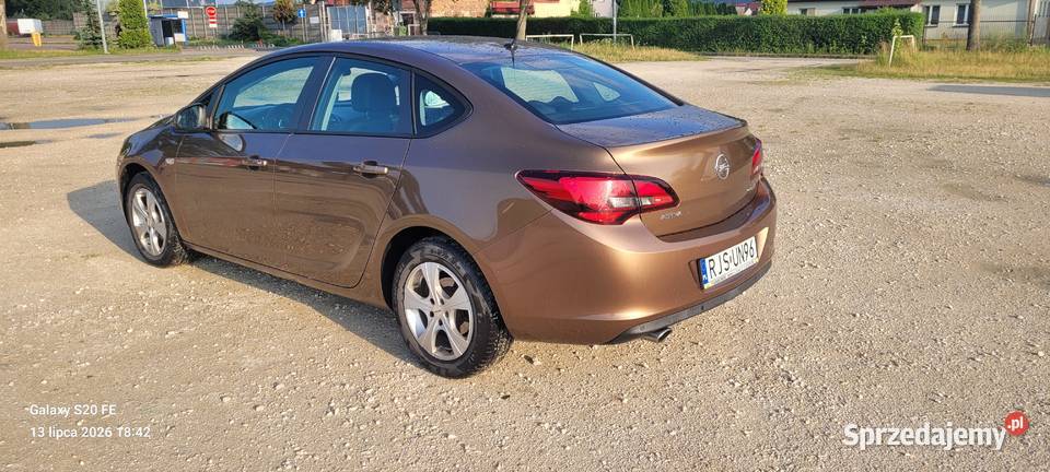 Astra j 14 turbo 2016 140KM Tarnów
