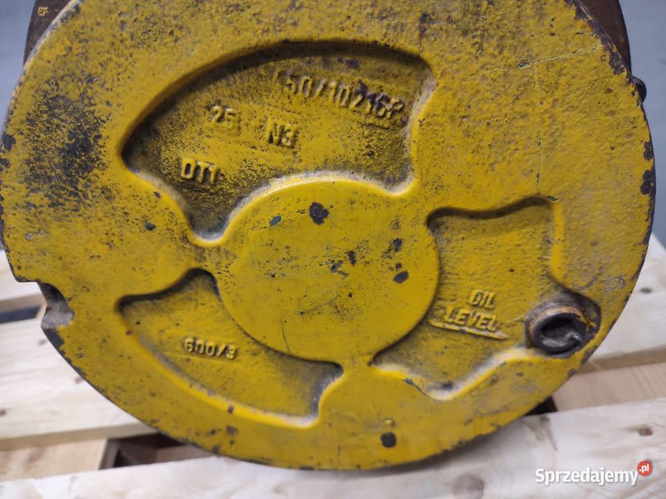 Zwolnica kompletna 448 10401 JCB 4CX Wilkowo sprzedam