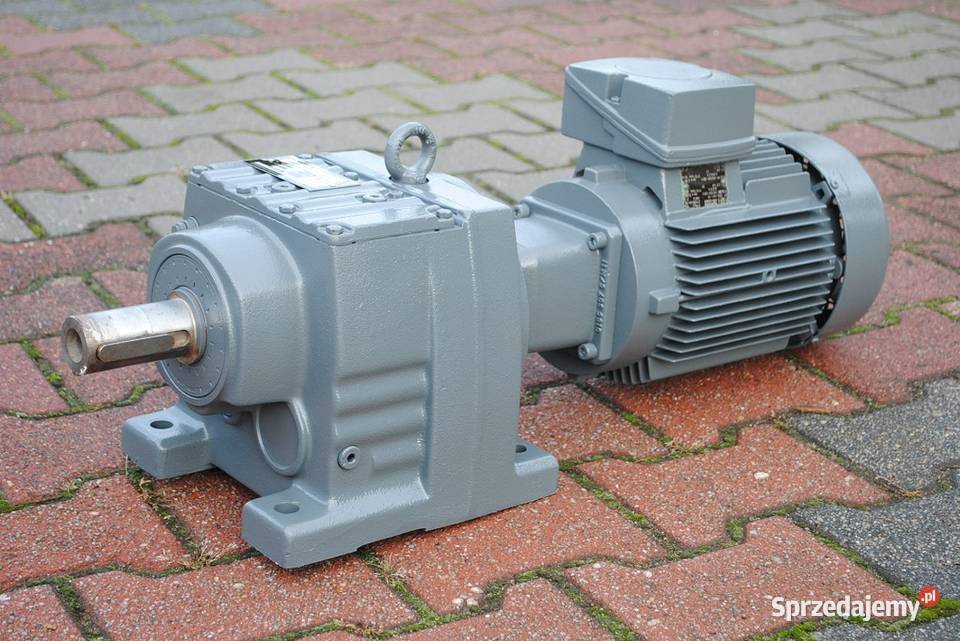 Motoreduktor 22kw 61obrmin FIRMY SEW Kargowa