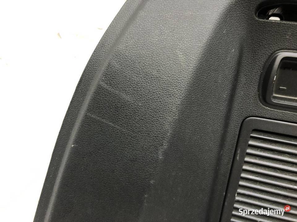 BOCZEK BAGAŻNIKA LEWY 5TA867033 VW TOURAN III