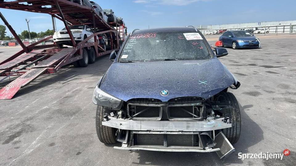 BMW X1 2016 20 xDrive delikatnie uszkodzona 0510 Żórawina